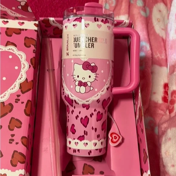 Sanrio Hello Kitty Pink Heart Travel Tumbler with Handle - Picture 5 of 5